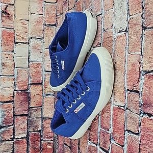 SUPERGA LOWTOP SHOES,  WOMANS SIZE 9.5 EUC BLUE/WHITE